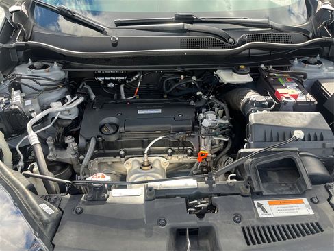 Used 2017 Honda CR-V LX image 11