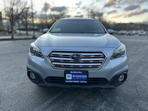 Used 2016 Subaru Outback 2.5i Premium image 2