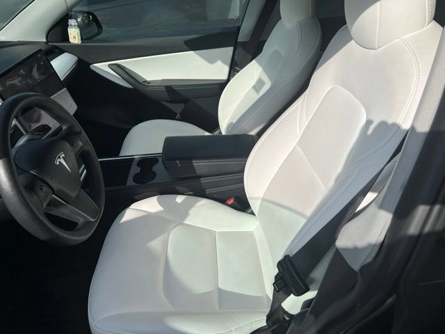 Used 2021 Tesla Model Y Long Range AWD/4WD image 12