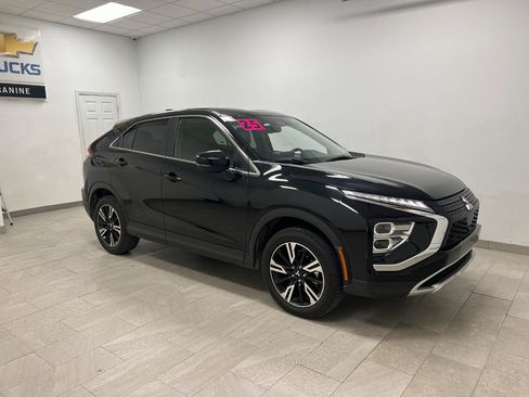 Used 2025 Mitsubishi Eclipse Cross AWD image 13