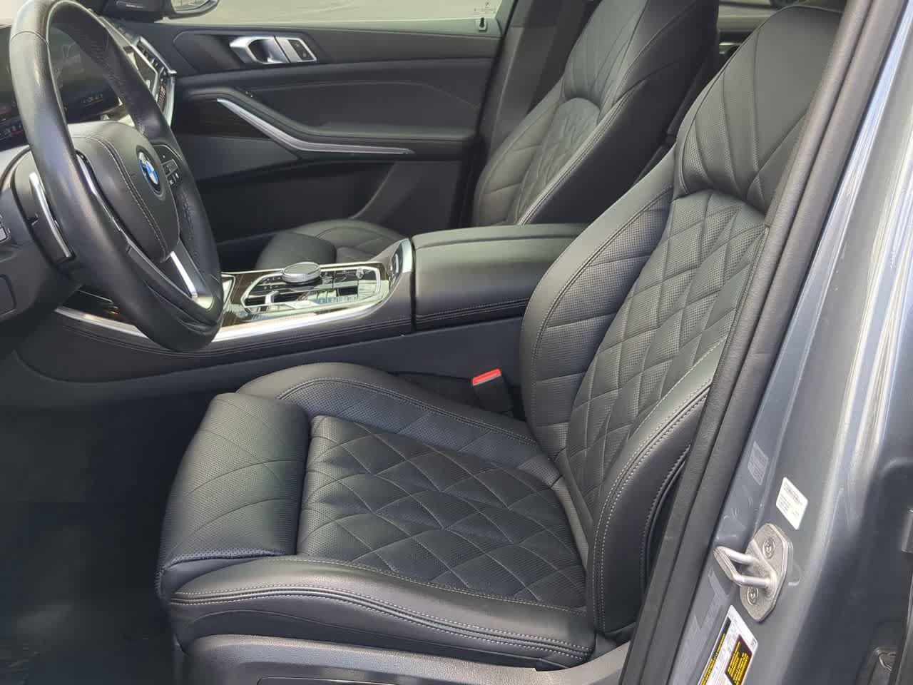Used 2024 BMW X5 xDrive50e AWD/4WD image 16