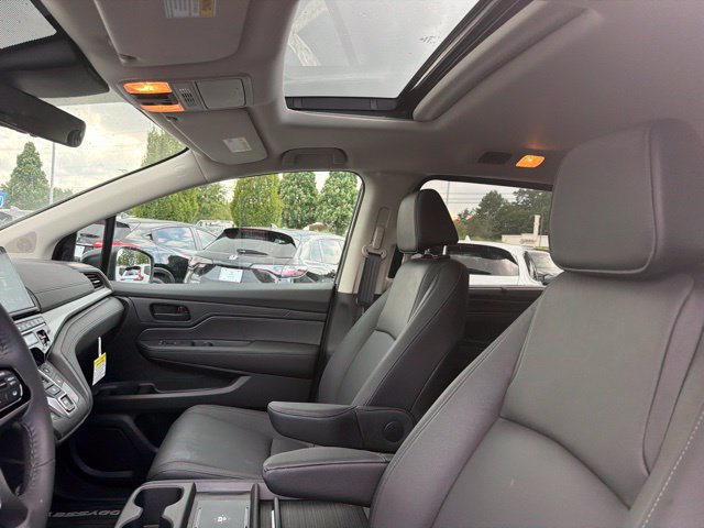 Certified 2026 Honda Odyssey EX-L image 13