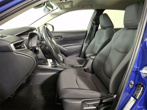 Used 2022 Toyota Corolla Cross LE image 15