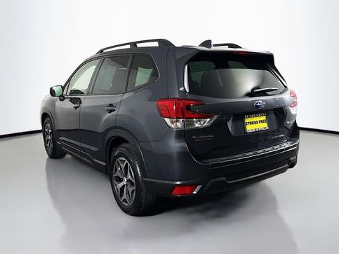 Used 2021 Subaru Forester Premium w/ Popular Package #1 AWD/4WD image 6