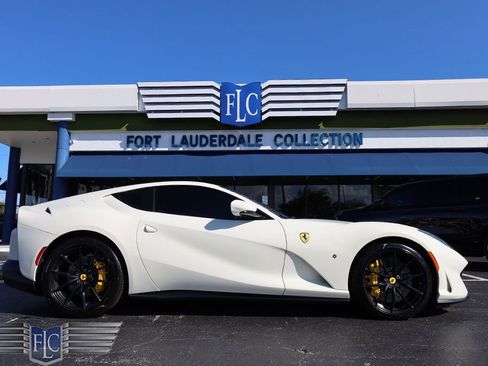Used 2020 Ferrari 812 Superfast image 43
