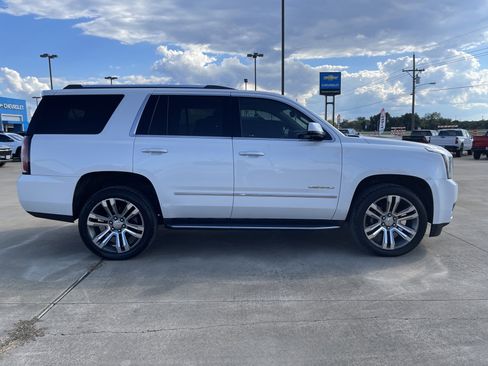 Used 2018 GMC Yukon Denali w/ Open Road Package image 3