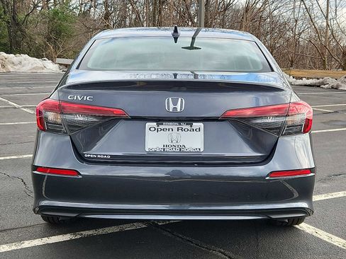 Certified 2023 Honda Civic EX image 5