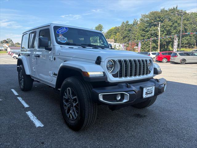 Certified 2026 Jeep Wrangler Unlimited Sahara AWD/4WD image 5