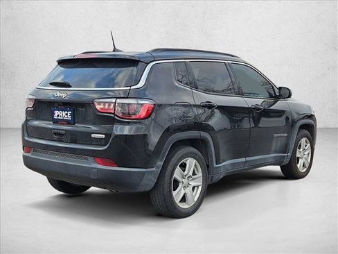 Used 2022 Jeep Compass Latitude image 5
