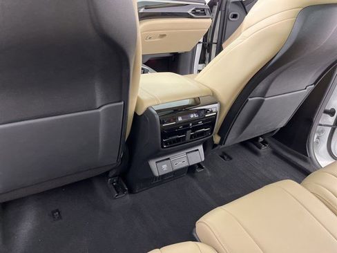 Used 2022 Acura MDX FWD w/ Technology Package image 41