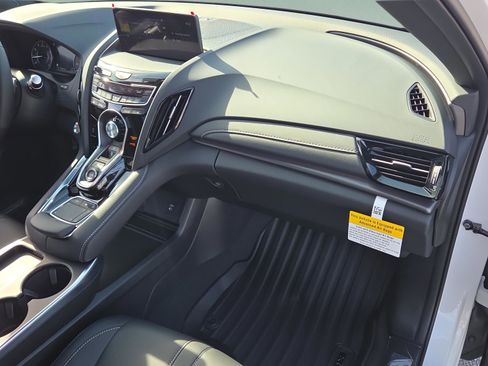 New 2026 Acura RDX SH-AWD image 19