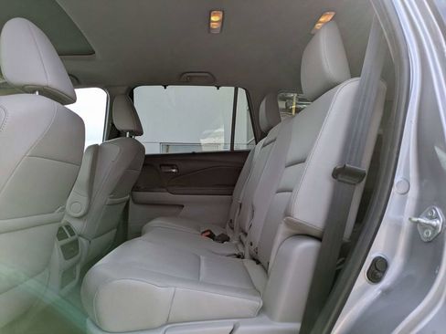 Used 2022 Honda Pilot Special Edition image 16