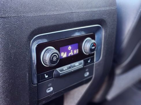 Used 2021 Chevrolet Tahoe RST w/ Luxury Package image 15