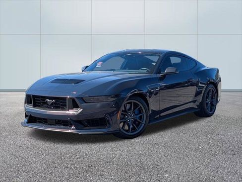Used 2025 Ford Mustang Dark Horse image 1