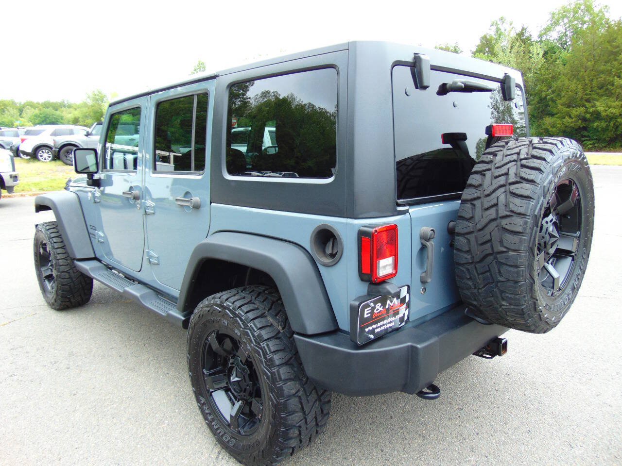 Used 2015 Jeep Wrangler Unlimited Sport w/ Quick Order Package 24S AWD/4WD image 30