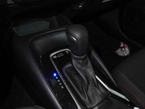 Used 2025 Toyota Corolla SE FWD image 14