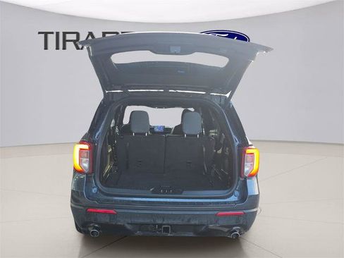 Certified 2023 Ford Explorer ST-Line w/ Class IV Trailer Tow Package image 9