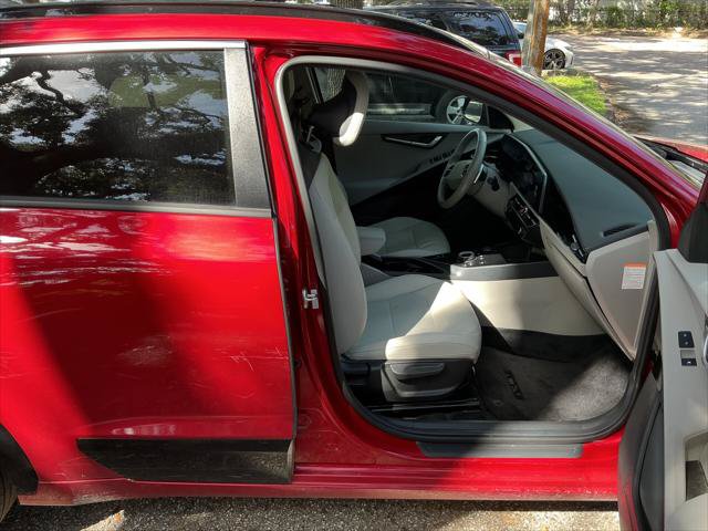 Used 2023 Kia Niro Wind FWD image 39