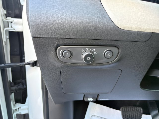 Used 2023 Buick Encore GX Select AWD/4WD image 19