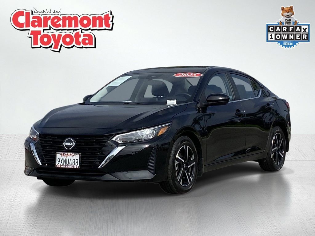 Used 2025 Nissan Sentra SV FWD image 1