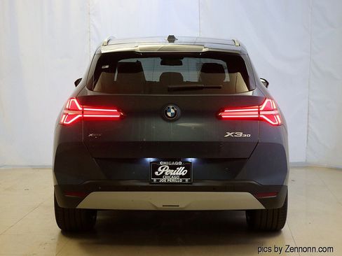 Used 2025 BMW X3 xDrive30i image 7