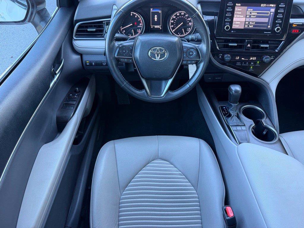 Used 2024 Toyota Camry SE FWD image 9