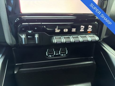 Used 2024 RAM 2500 Laramie w/ Night Edition image 18