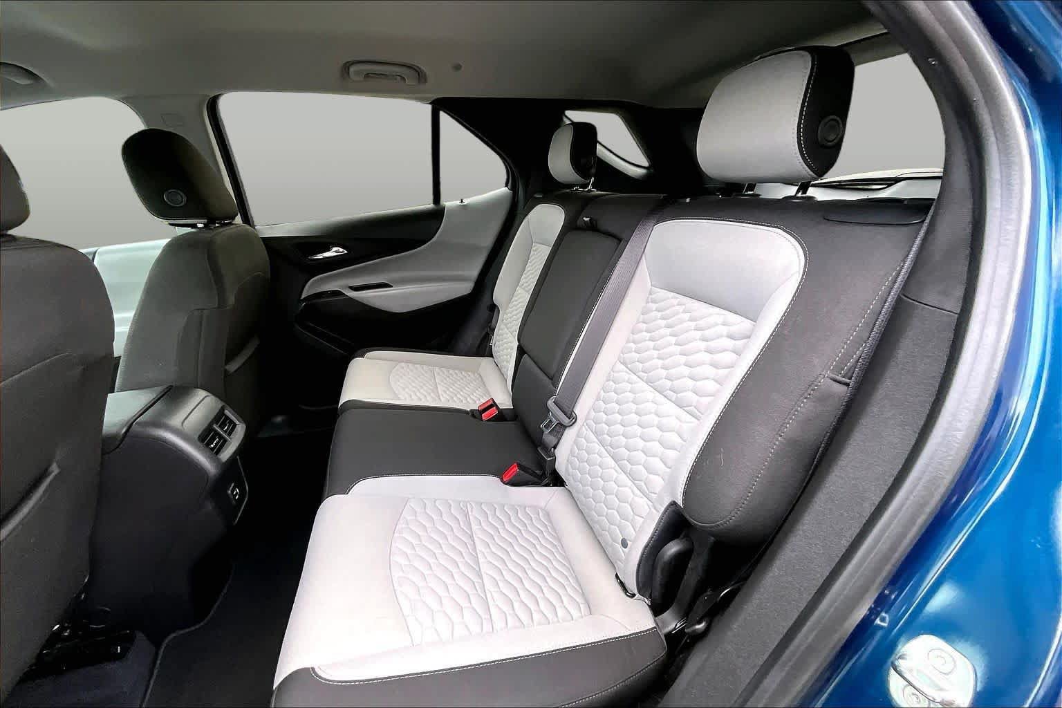 Used 2020 Chevrolet Equinox LT FWD image 21