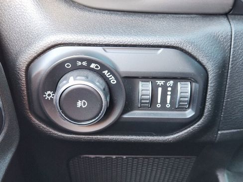 Used 2021 Jeep Wrangler Unlimited Sport AWD/4WD image 26