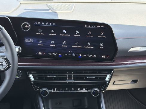 New 2026 Chevrolet Traverse RS image 4