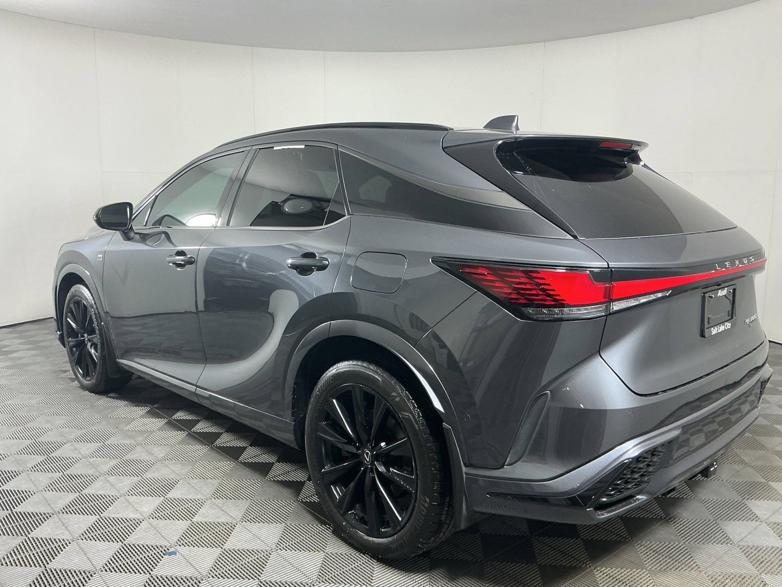 Used 2024 Lexus RX 500h F Sport w/ Convenience Package AWD/4WD image 6