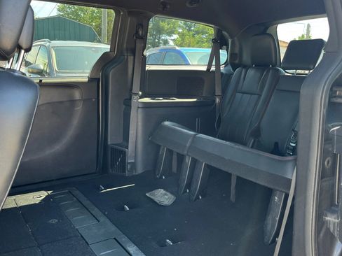Used 2018 Dodge Grand Caravan GT FWD image 10