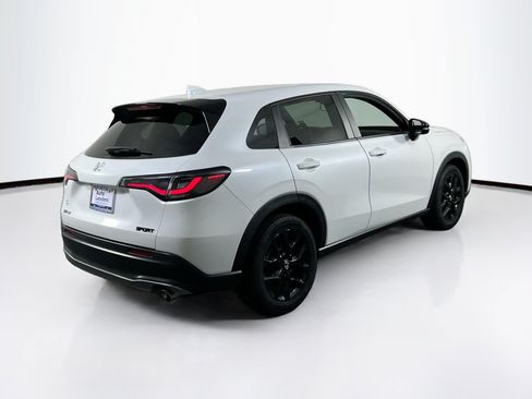Used 2023 Honda HR-V Sport image 5