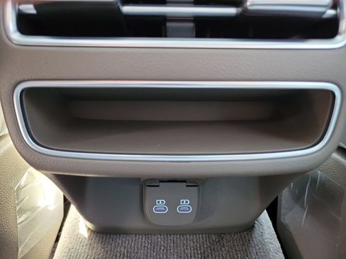 New 2026 Genesis GV70 2.5T Advanced AWD/4WD image 8