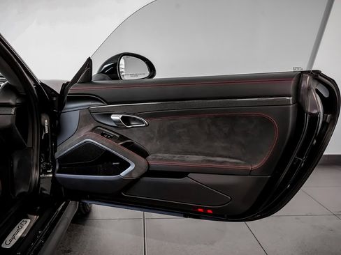 Certified 2016 Porsche Cayman GTS image 22