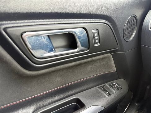 Used 2016 Ford Mustang GT Premium image 18