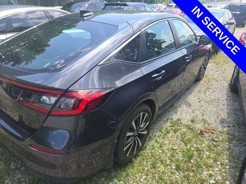 Used 2024 Honda Civic EX-L image 3