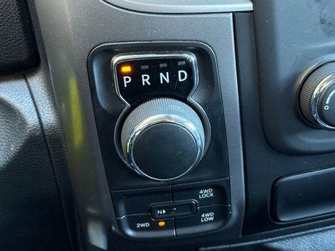 Used 2024 RAM 1500 Classic SLT image 29