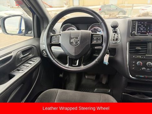 Used 2019 Dodge Grand Caravan SE image 28
