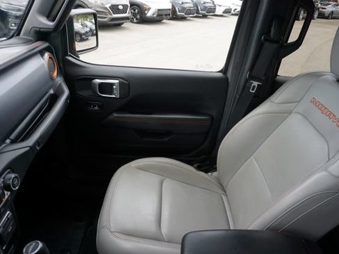 Used 2021 Jeep Gladiator Mojave w/ Dual Top Group AWD/4WD image 40