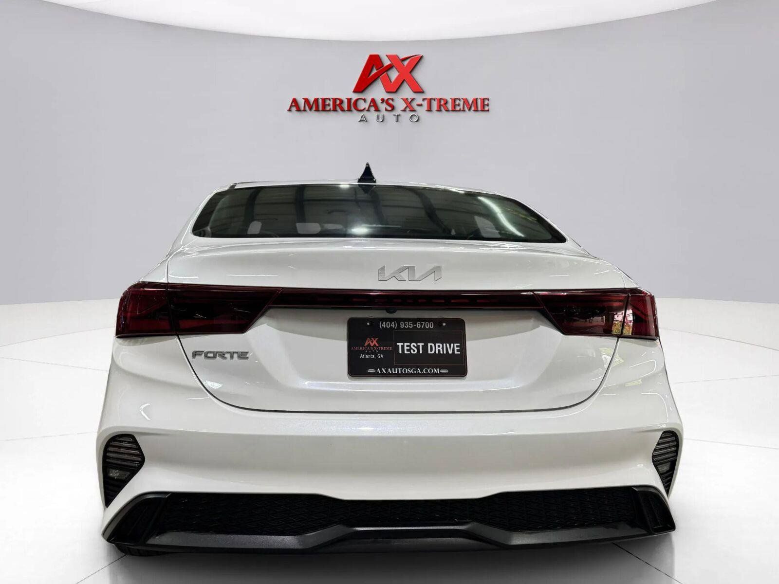 Used 2024 Kia Forte LXS FWD image 6