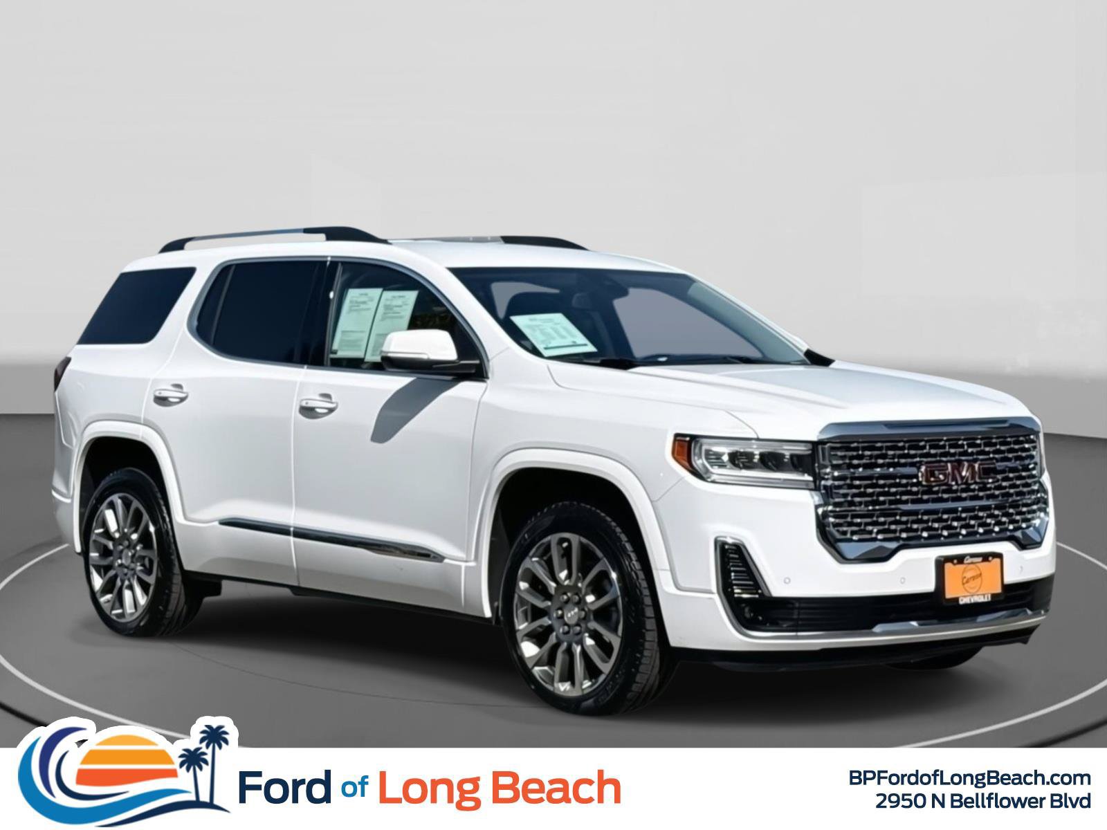 Used 2023 GMC Acadia Denali FWD image 1