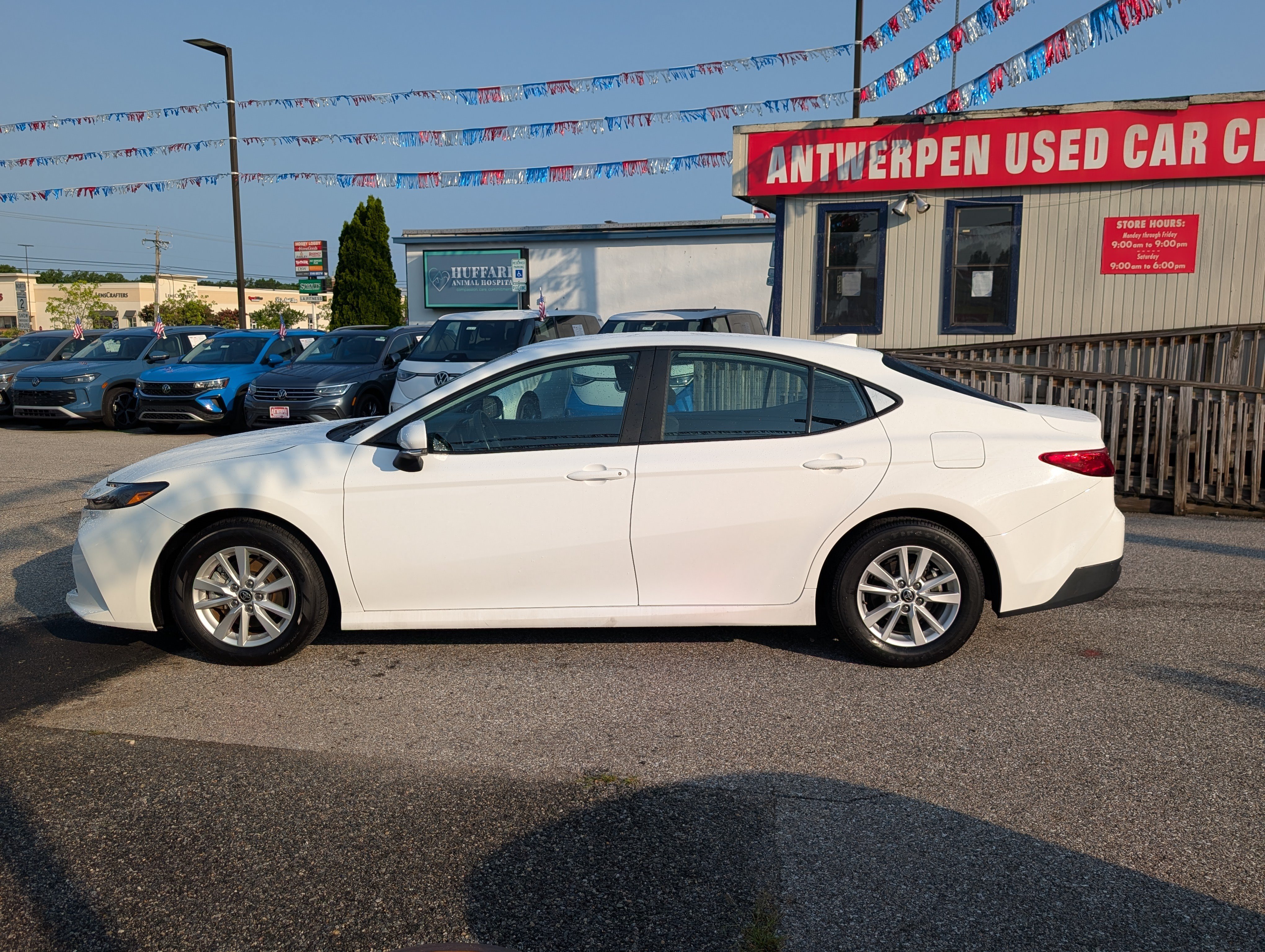 Used 2025 Toyota Camry LE FWD image 6