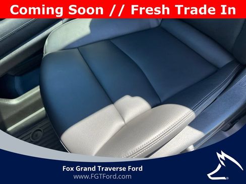 Used 2024 Cadillac XT6 Luxury w/ LPO, Floor Liner Package AWD/4WD image 11
