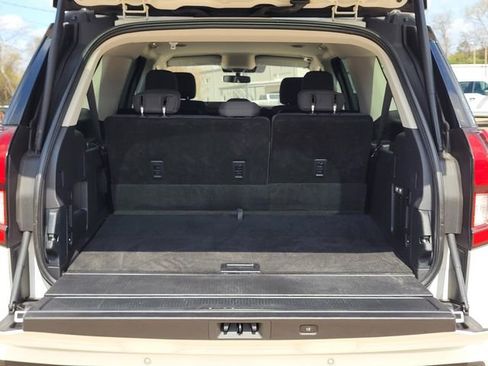 Used 2025 Ford Expedition Max Active image 9