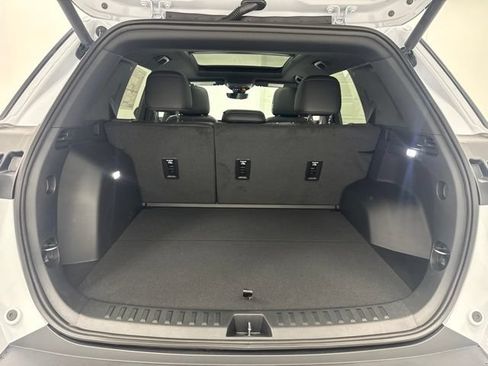 New 2027 Chevrolet Equinox RS w/ Safety and Technology Package FWD image 28
