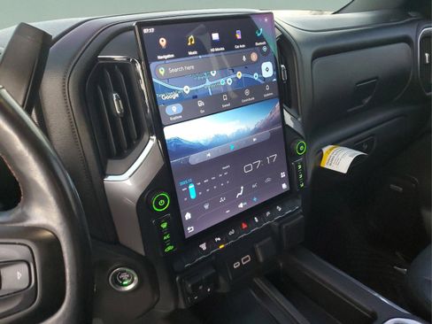 Used 2020 GMC Sierra 2500 AT4 w/ AT4 Premium Package image 27