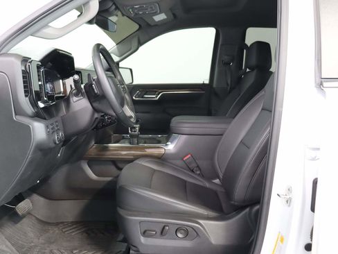 Certified 2025 Chevrolet Silverado 1500 LT Trail Boss w/ Convenience Package II image 8