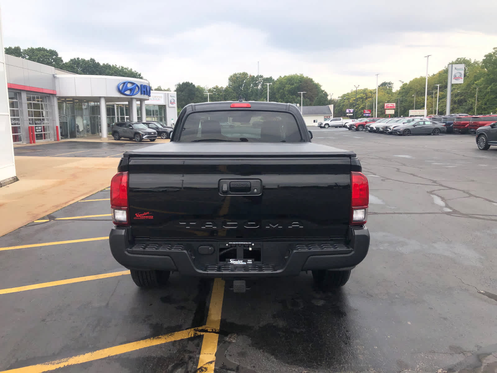 Certified 2022 Toyota Tacoma SR RWD image 5
