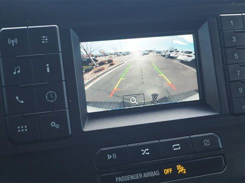 Used 2018 Ford F150 XLT image 32